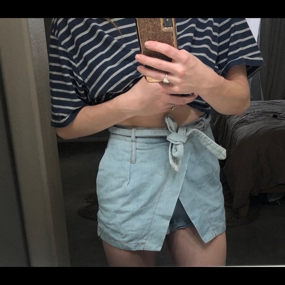 Jean skort - Picture 1 of 4